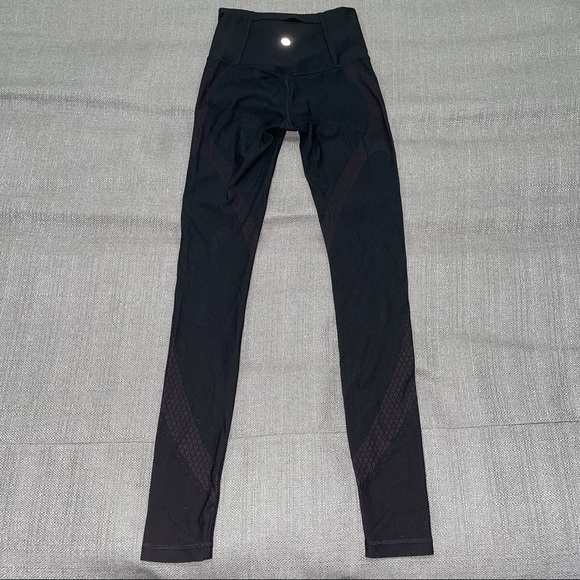 Lululemon Mapped Out High-Rise Tight 28" - Picture 8 of 9